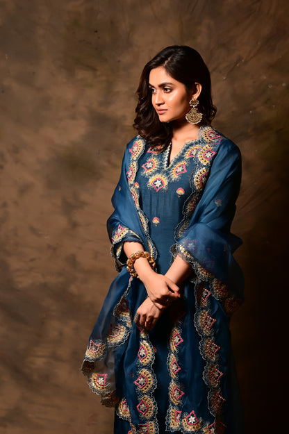 Mirror Applique Kurta Set