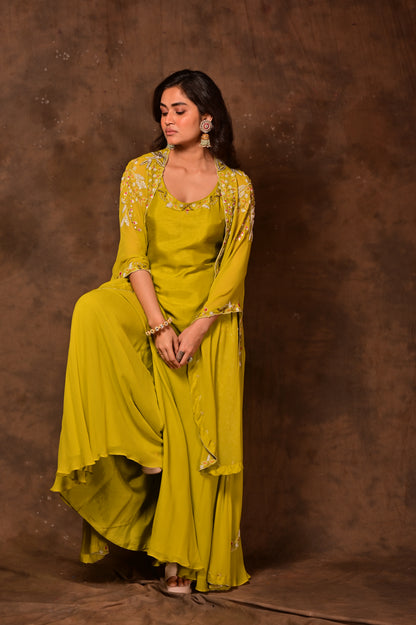 Embroidered Cape Set