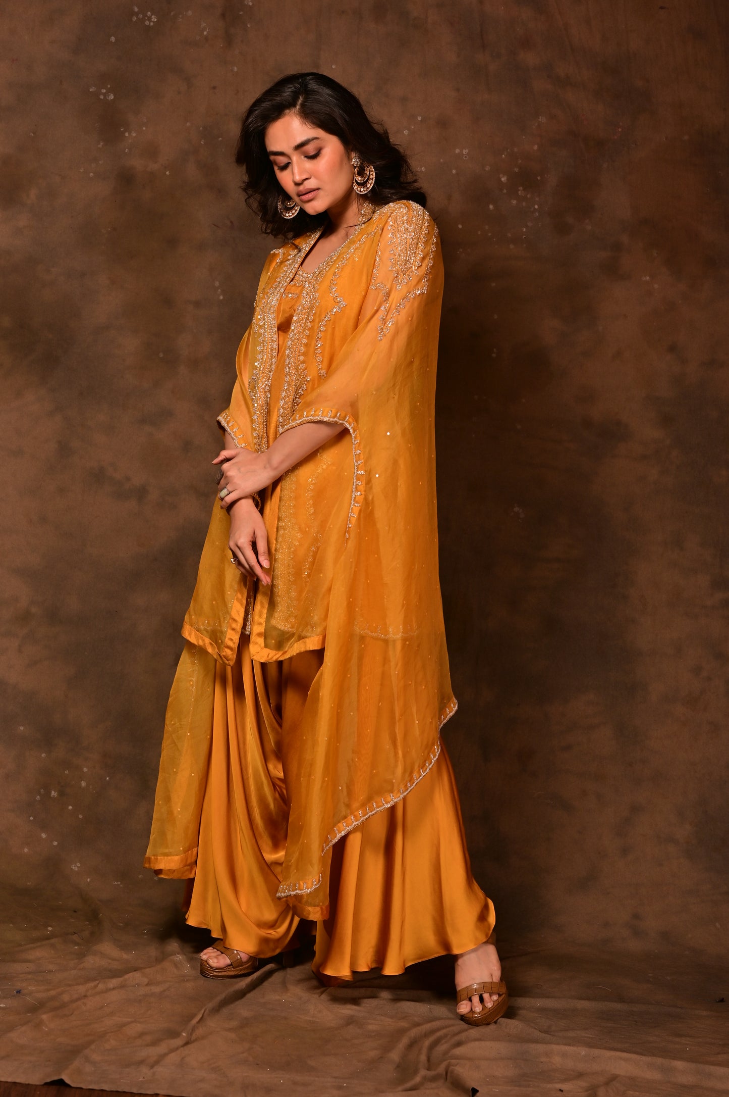 Inara Cape Set