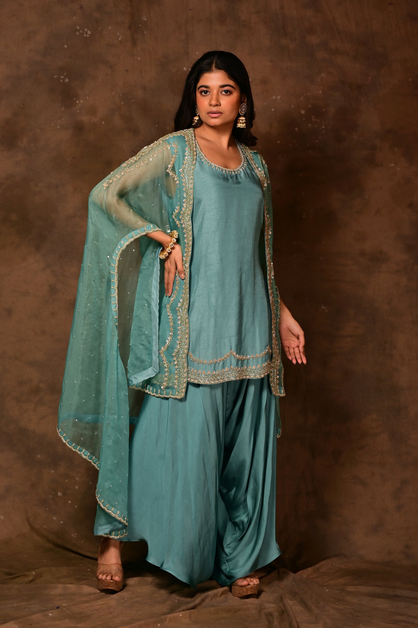 Inara Cape Set